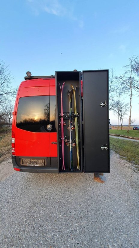 H32 Cargo Box L (SKI)